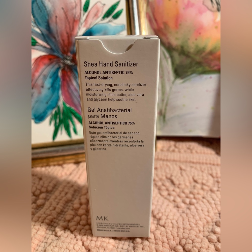 Mary Kay Fragrance-Free Satin Hands® Shea Hand Sanitizer - Picture 4 of 5